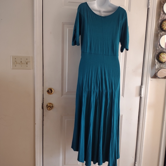 Touch me Green Short Sleeve Maxi Dress. Size XL - Picture 10 of 12